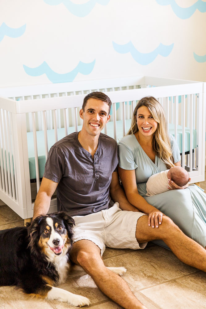 middle georgia newborn photographer. Newborn family lifestyle photo shoot. beautiful newborn family photo