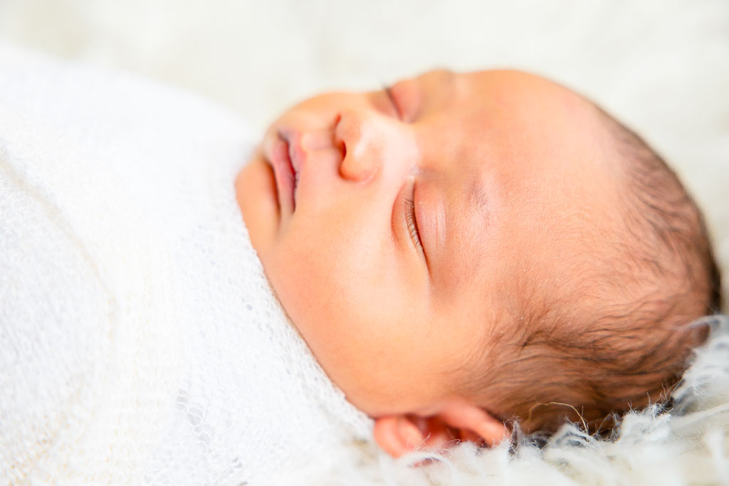 middle georgia newborn photographer. new born photos. props, wraps, basket, flokati